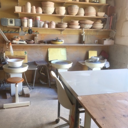 Ceramic pottery courses by Catherine WOLF